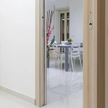 Tiburtina* * * * *-loft